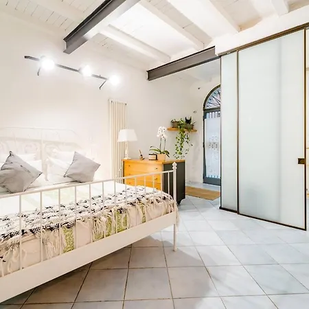 Arienti 15 Болонья